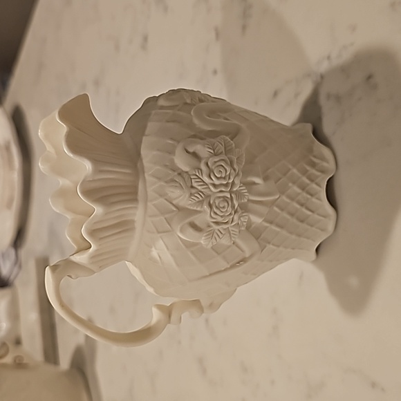 Small ceramic Pitcher - Picture 2 of 3